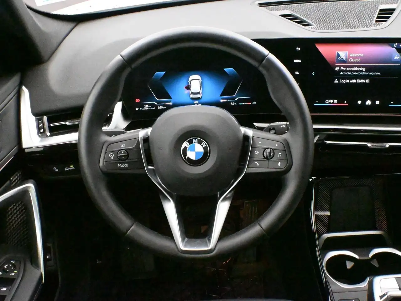 BMW X1 снимка BMW X1