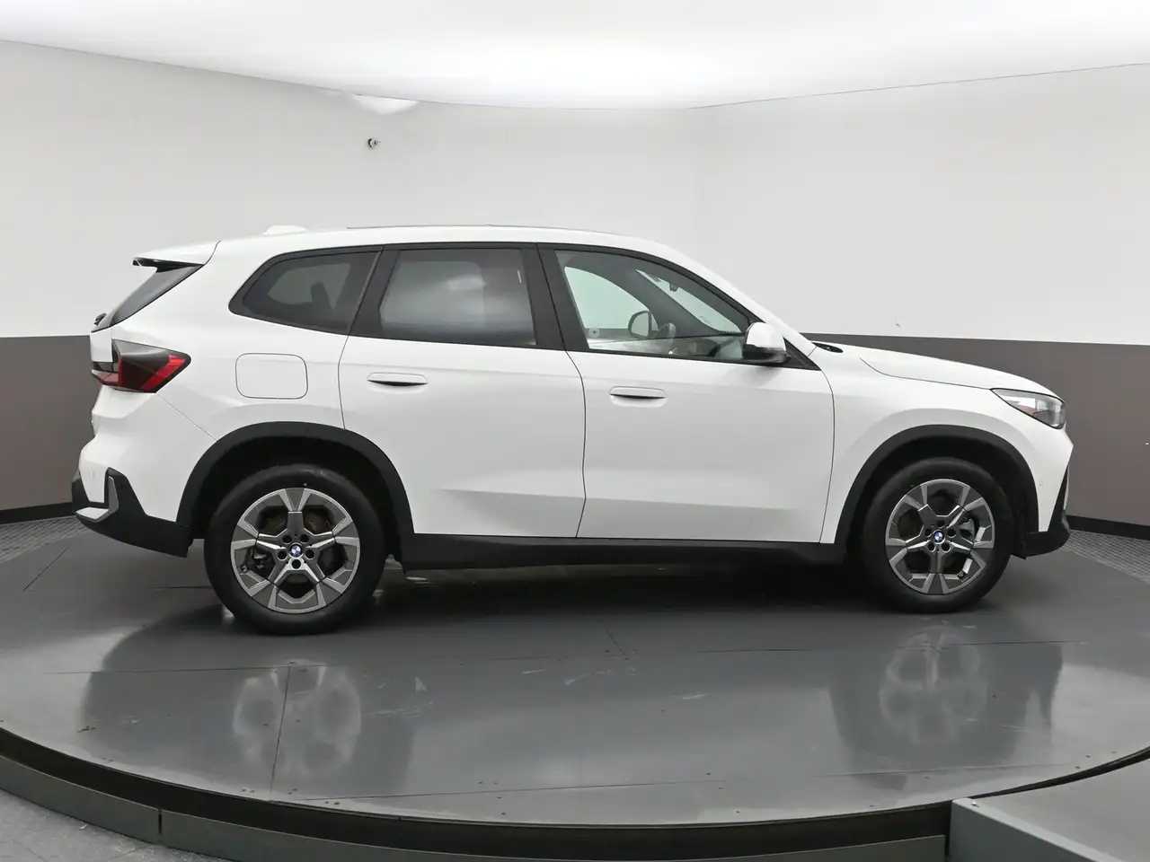 BMW X1 снимка BMW X1
