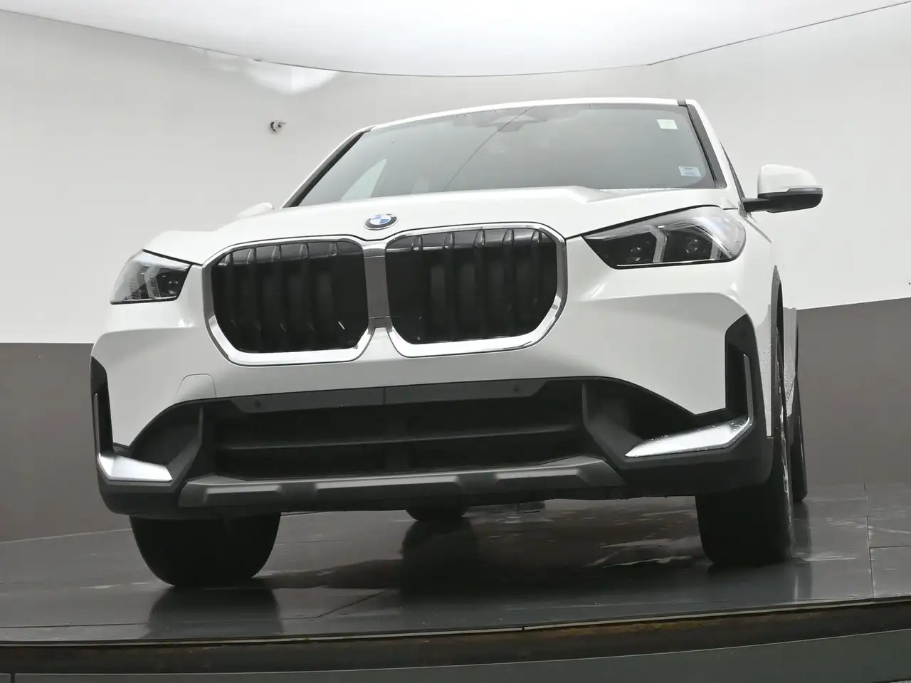 BMW X1 снимка BMW X1
