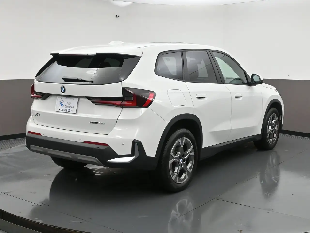 BMW X1 снимка BMW X1