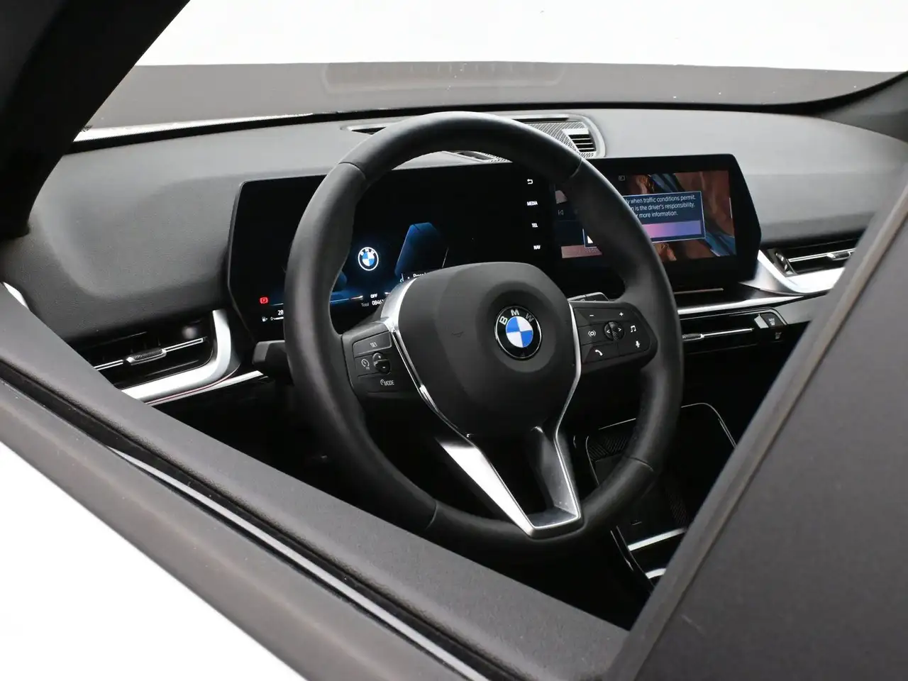 BMW X1 снимка BMW X1