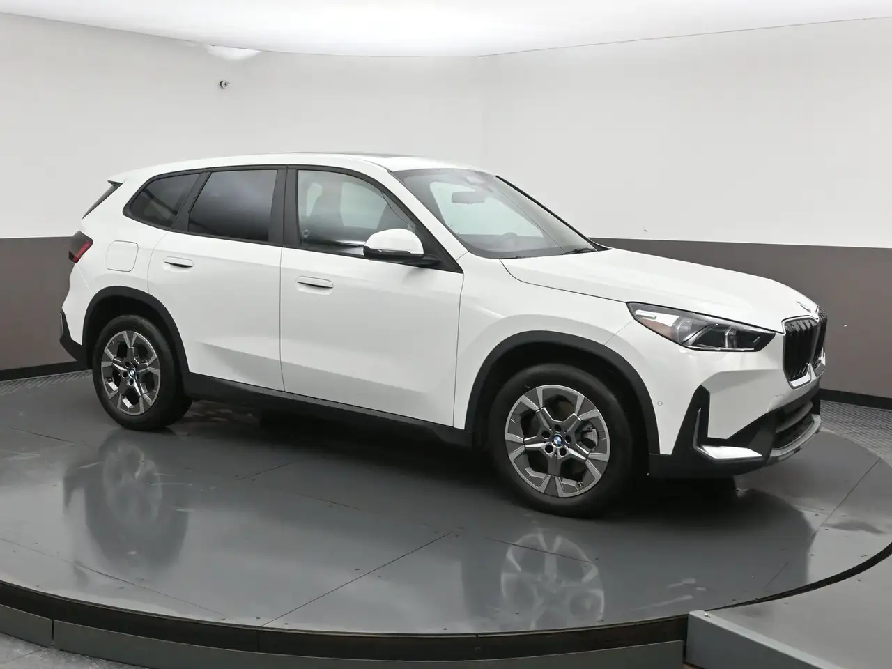 2025 BMW X1