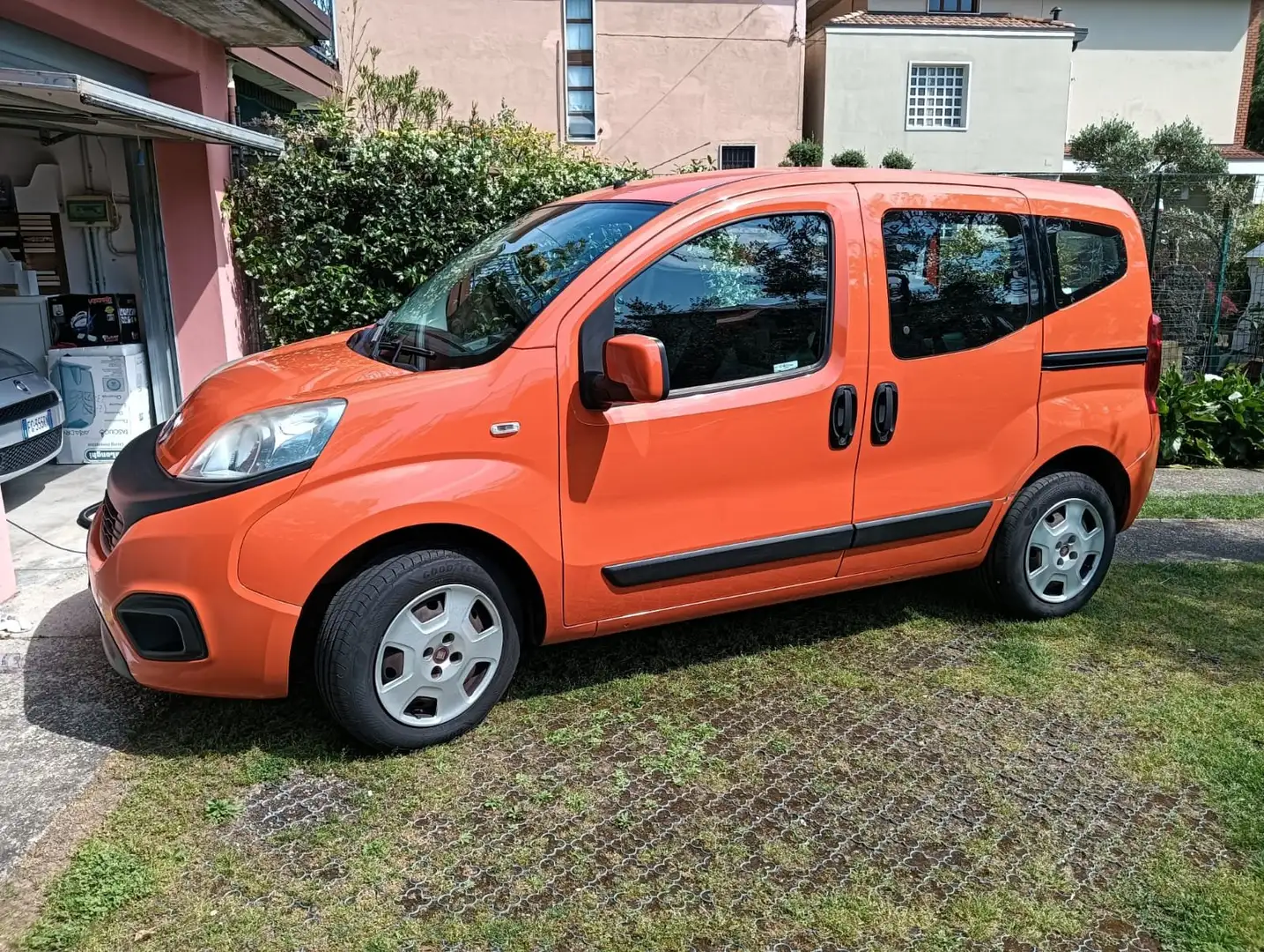 Fiat Qubo 1.3 mjt 16v Dynamic 95cv E6 Arancione - 2