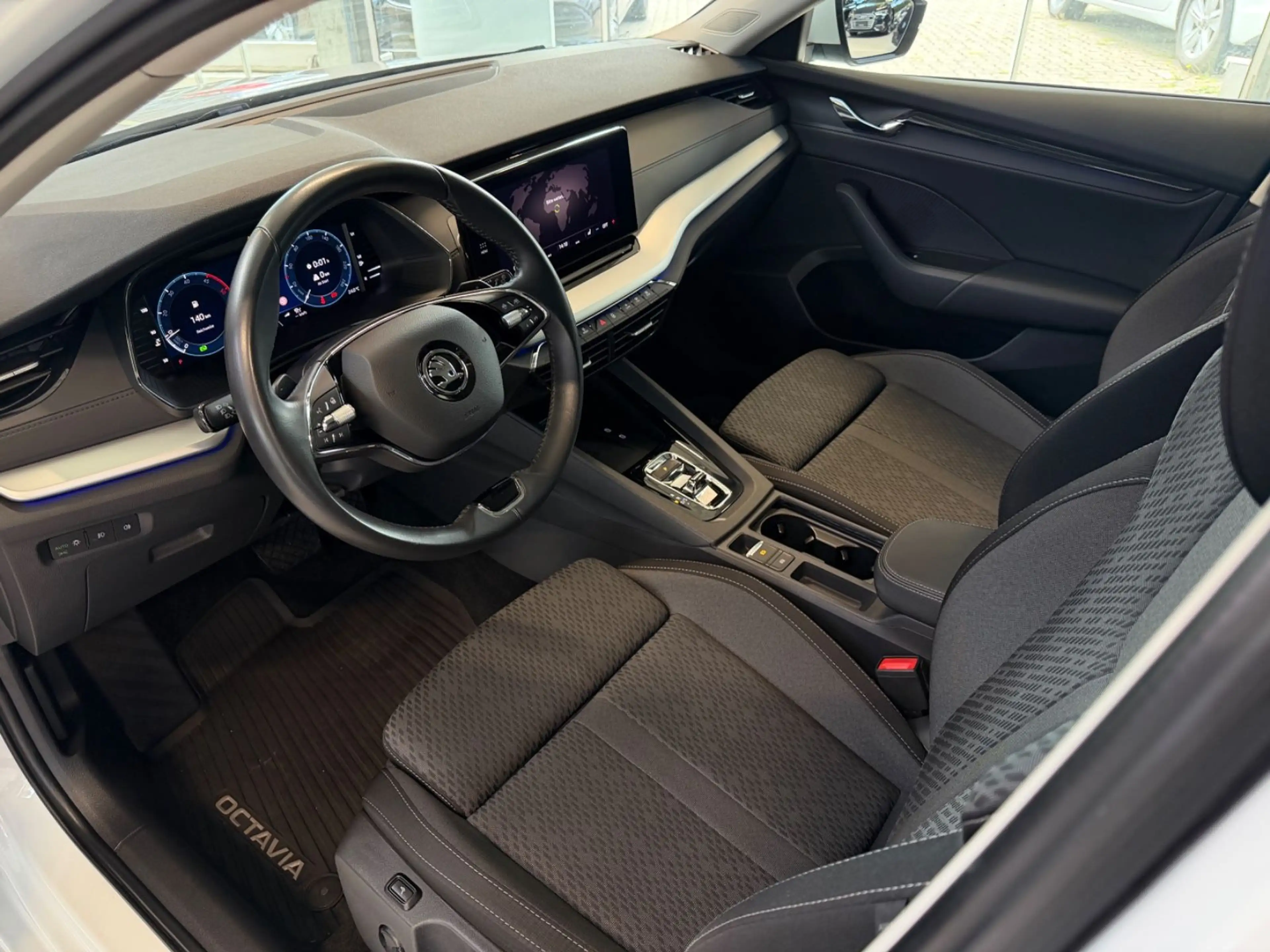Skoda Octavia 2.0 TDI Clever DSG  |1Hd.|R-Cam|Ambiente — photo 14