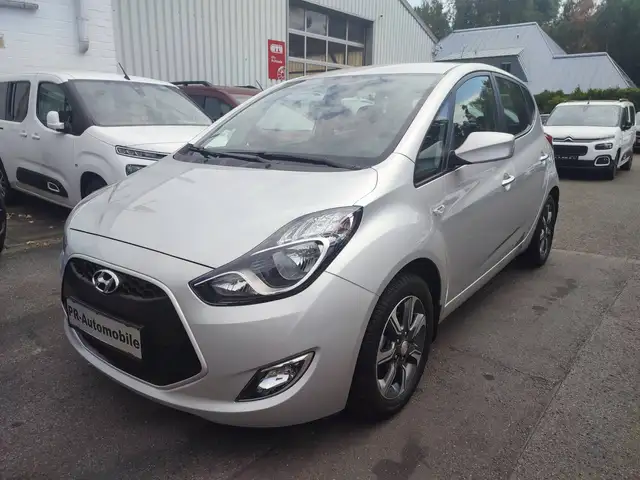 Hyundai iX20 ix20 1.6 Automatik/Navi+Cam/Alufelgen