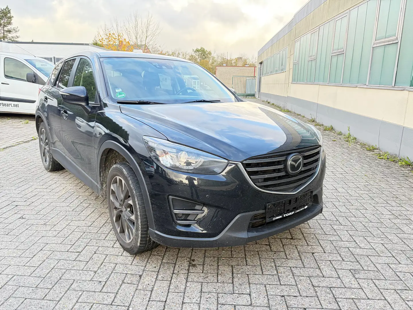 Mazda CX-5 Nakama Intense AWD+Automatik*Vollausstattung*Leder Schwarz - 1