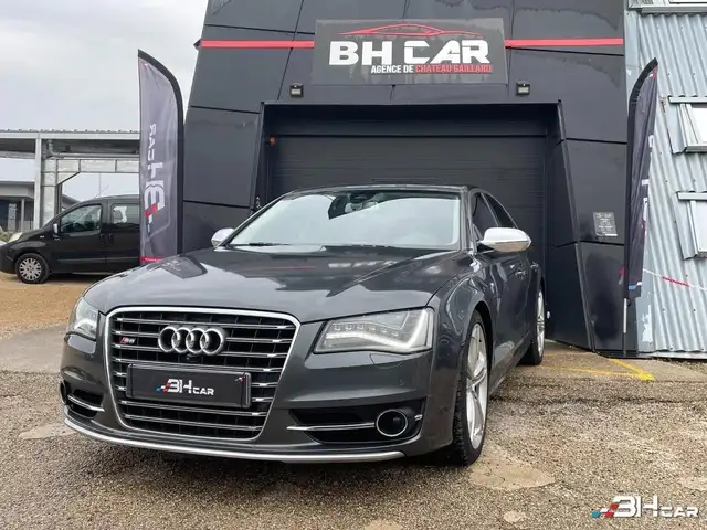 Audi S8 4.0 TFSI 520 SPORT QUATTRO TIPTRONIC BVA - TOIT OUVRANT - CARBONE - CAM 360 - SUIVI COMPLET