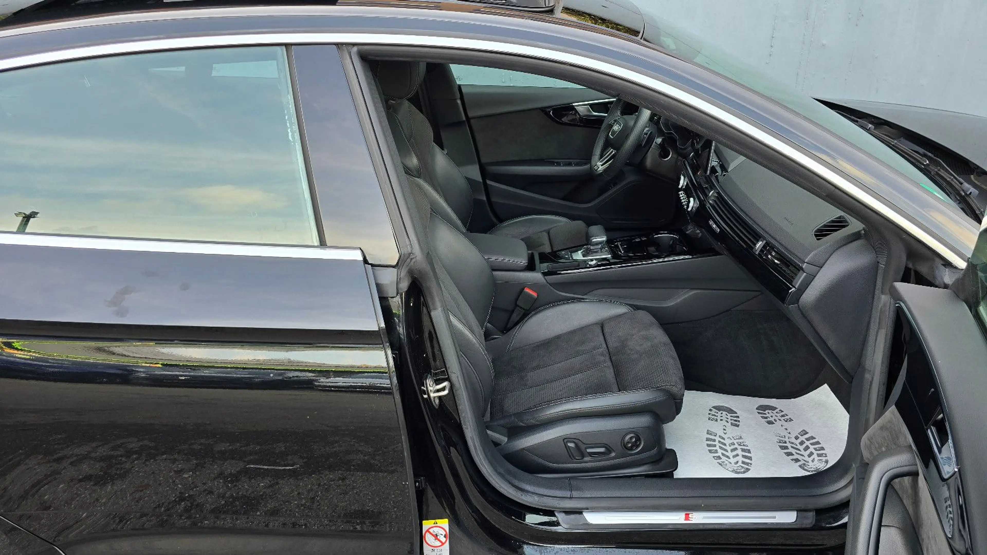Audi A5 45 TFSI S tronic quat 3 x S line Pano/Matrix — photo 7