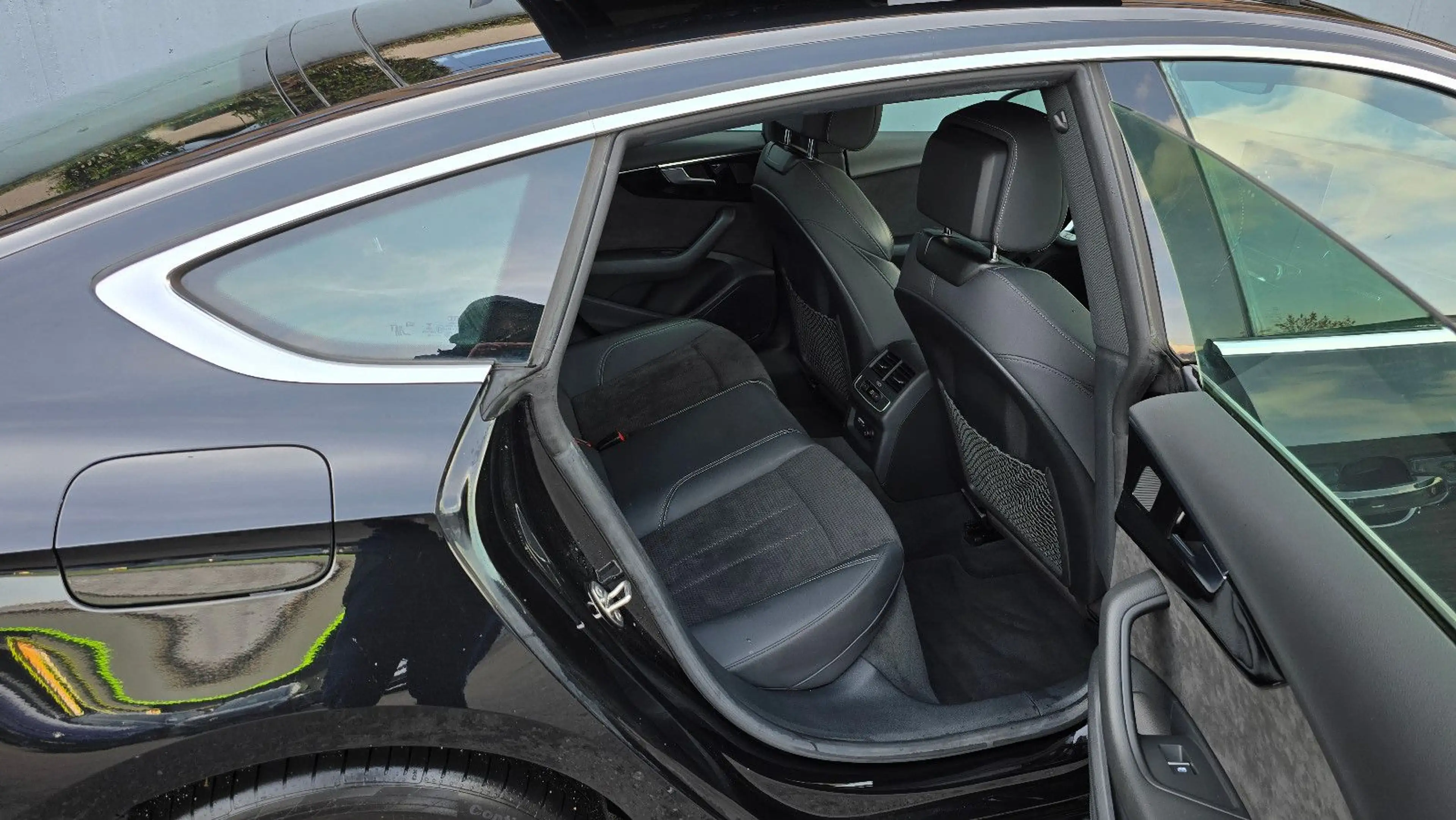 Audi A5 45 TFSI S tronic quat 3 x S line Pano/Matrix — photo 9
