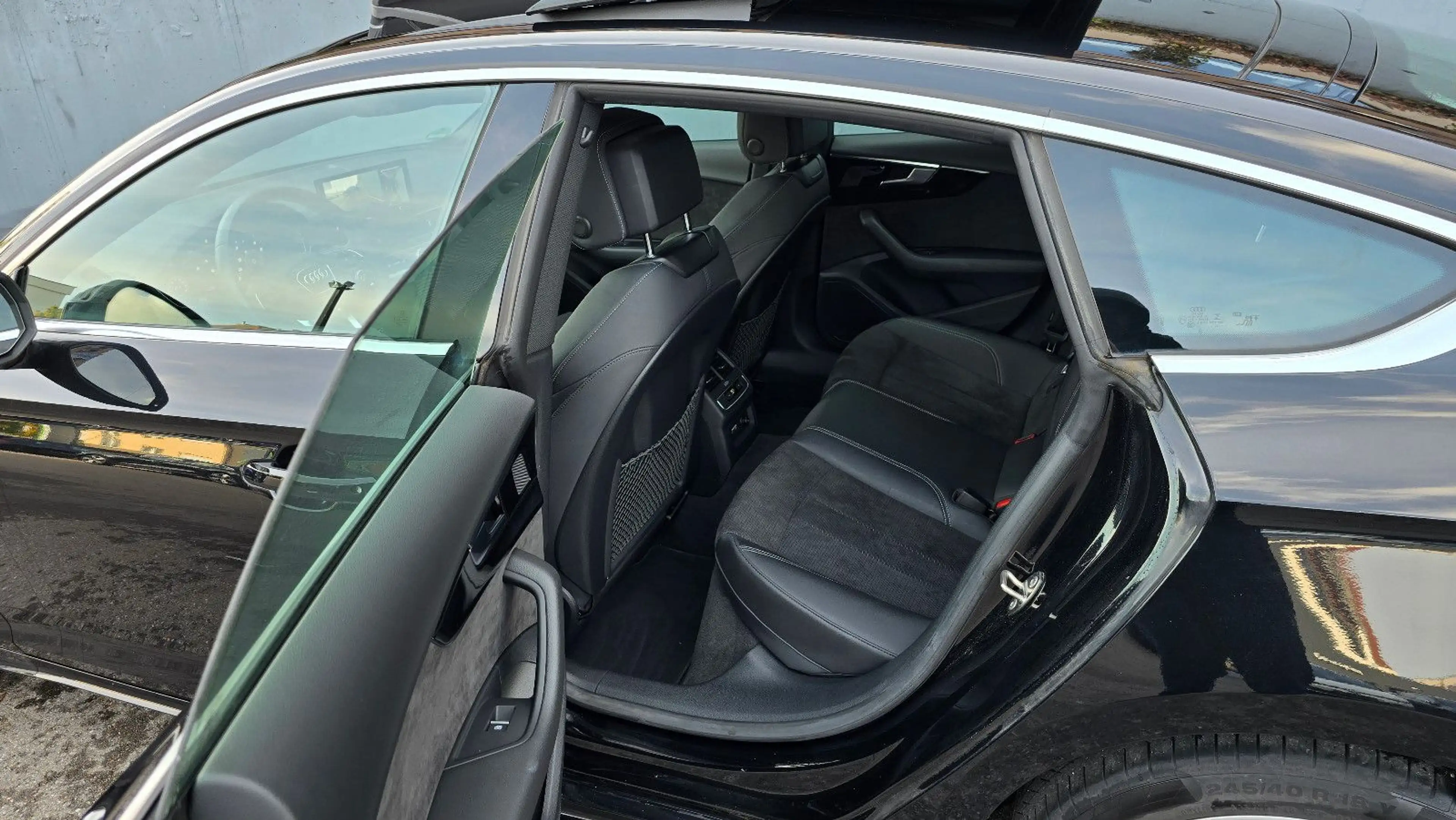 Audi A5 45 TFSI S tronic quat 3 x S line Pano/Matrix — photo 8