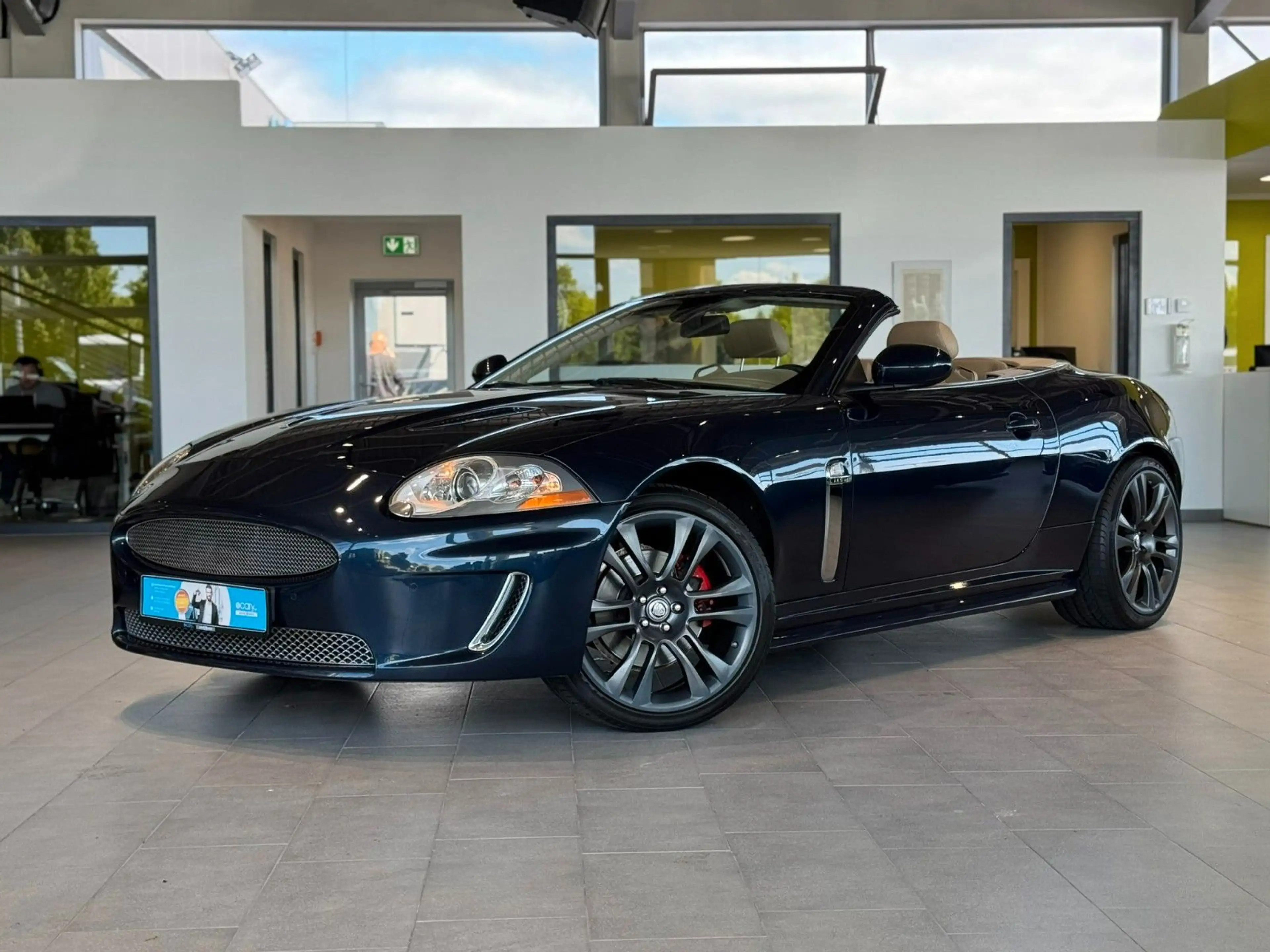 Jaguar XK Cabriolet 4.2*Memory*B&W*PDC*SHZ*Tempo*Navi