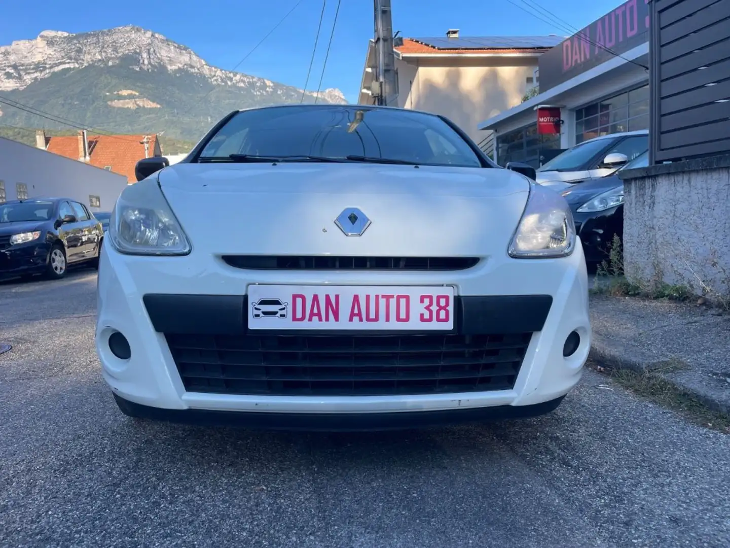 Renault Clio 1.2 16v 75ch Zen 3p Wit - 2