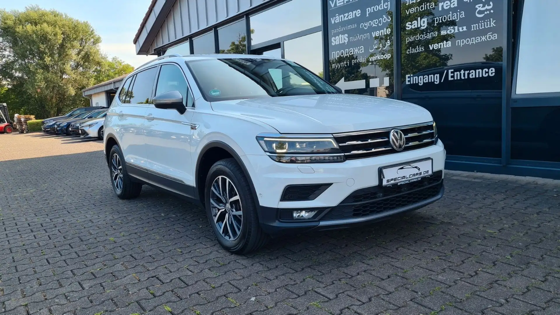 Volkswagen Tiguan Allspace - HUD - ASSISTS - VIRTUAL - AHK Weiß - 1