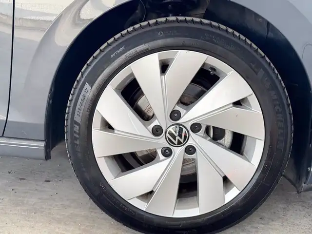 Volkswagen Golf view 15