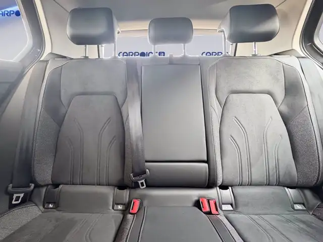Volkswagen Golf view 10