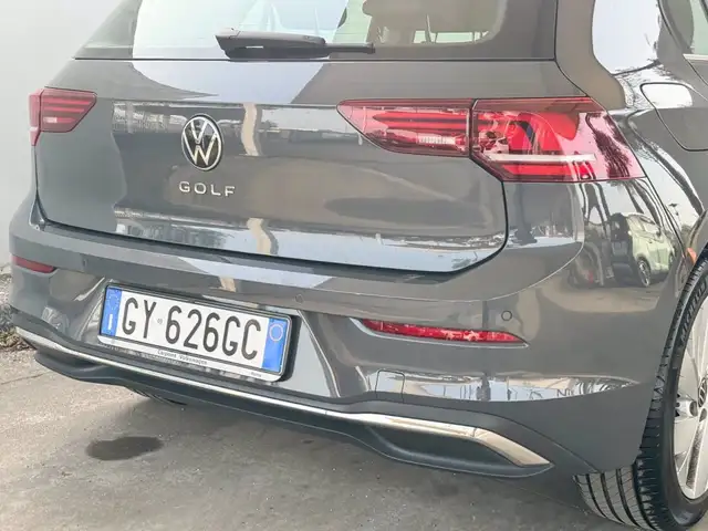 Volkswagen Golf view 18