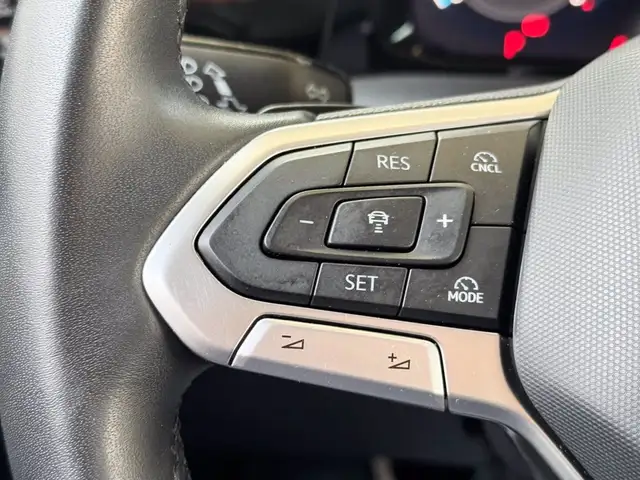 Volkswagen Golf view 22