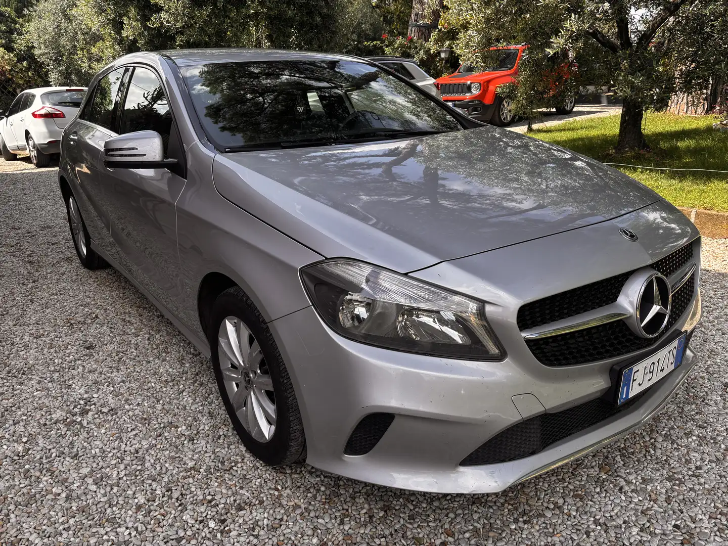 Mercedes-Benz A 180 d Business - 2