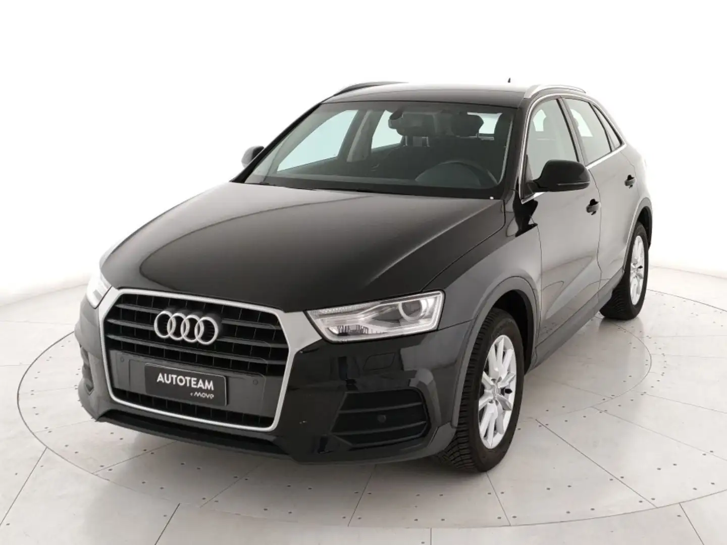 Audi Q3 2.0 tdi Business 120cv Schwarz - 1