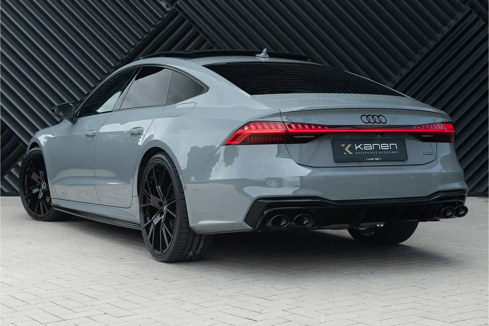 Audi A7 Sportback S-Line 55 TFSI e quattro Competition ACC Gris - 2