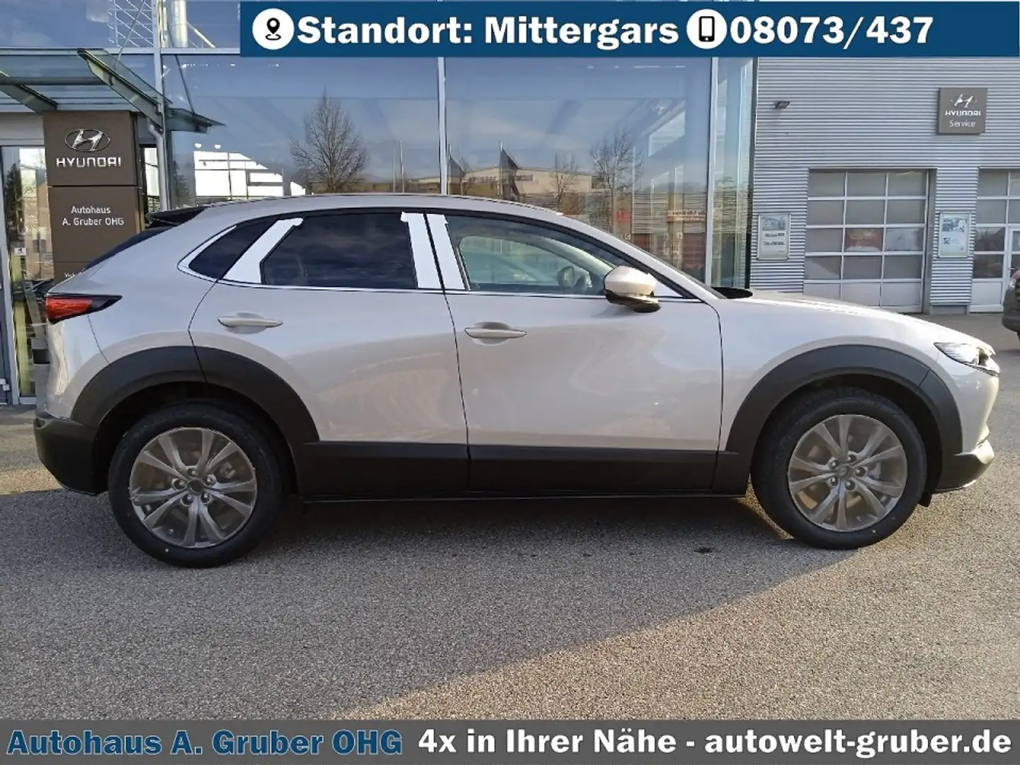 Mazda CX-30 e-SKYACTIV X 186ps Automatik Centre-line + DESIGN- Silber - 2