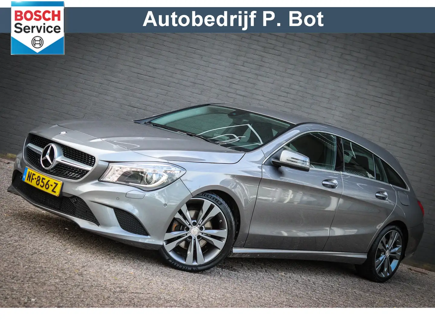 Mercedes-Benz CLA 180 Shooting Brake OrangeArt Edition Trekhaak/Navi/Cru Gris - 1