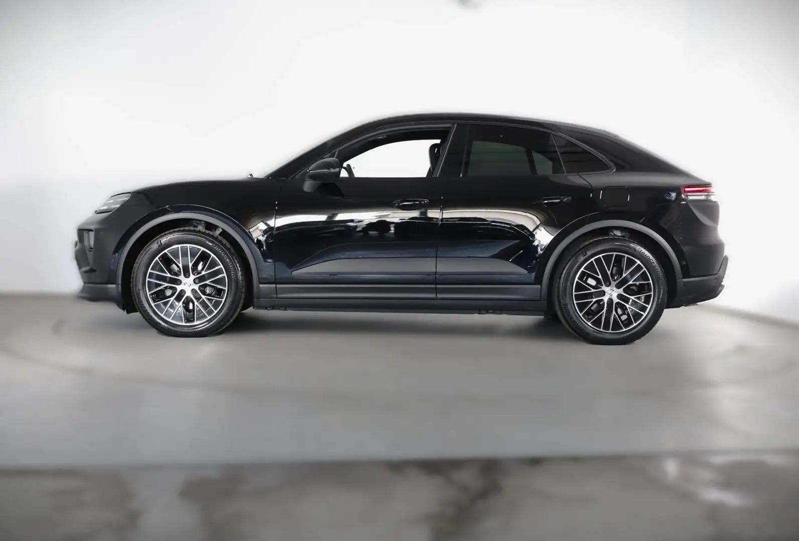 Porsche Macan Noir - 2