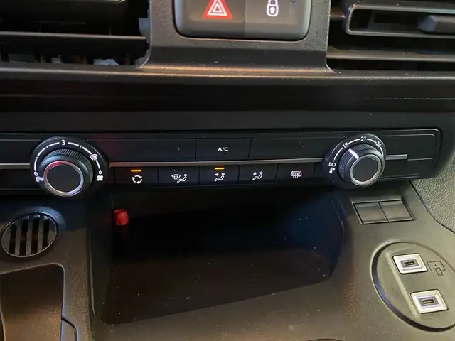 Opel Combo view 10