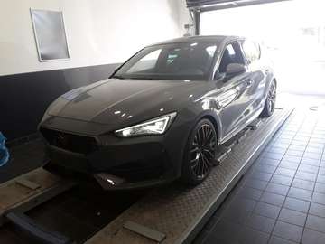 VZ CUP 2.0 TSI 300CV * PANO * VSS * BEATS * CARBON