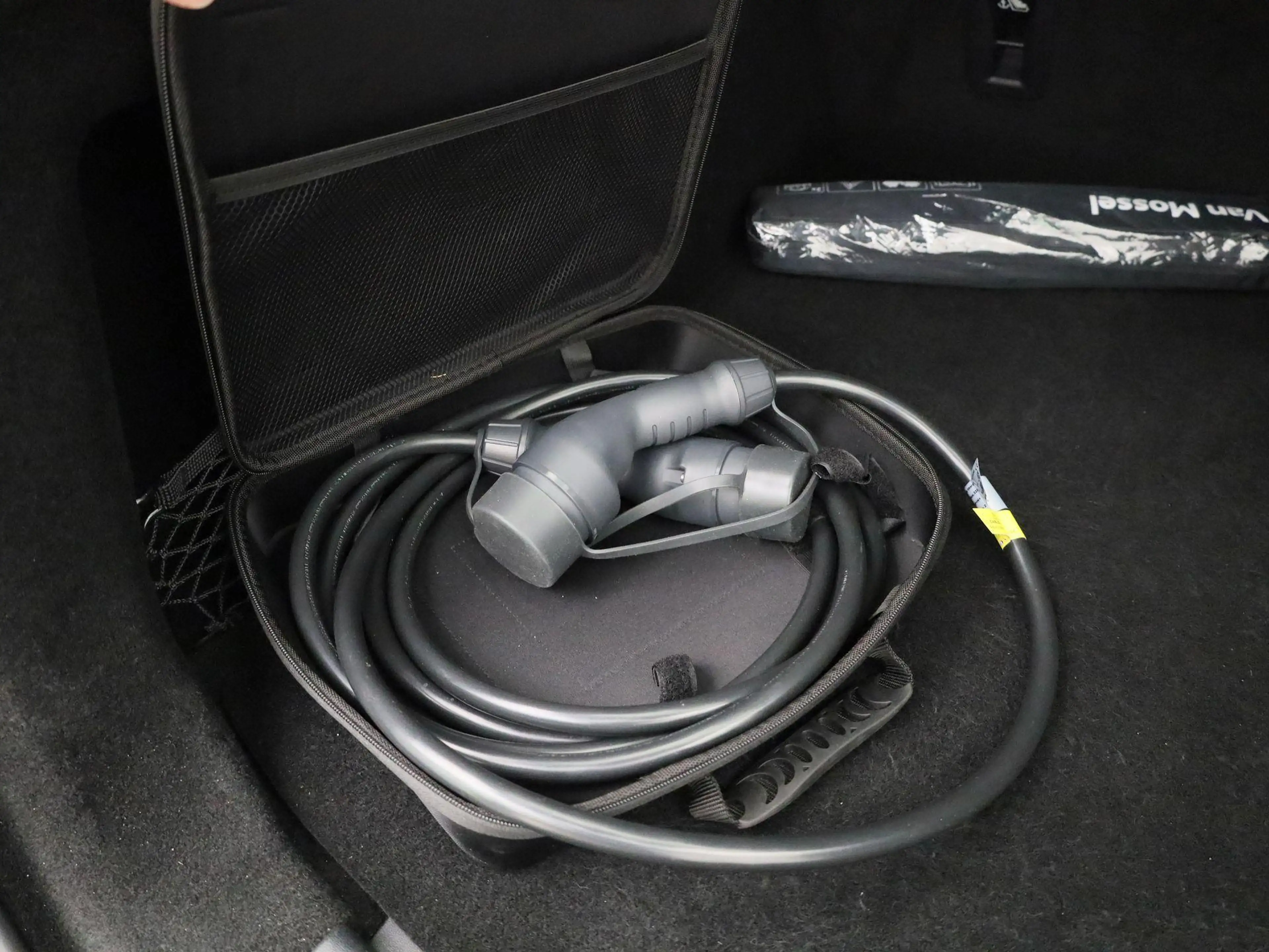 MG HS MG PHEV 1.5 Luxury — photo 14