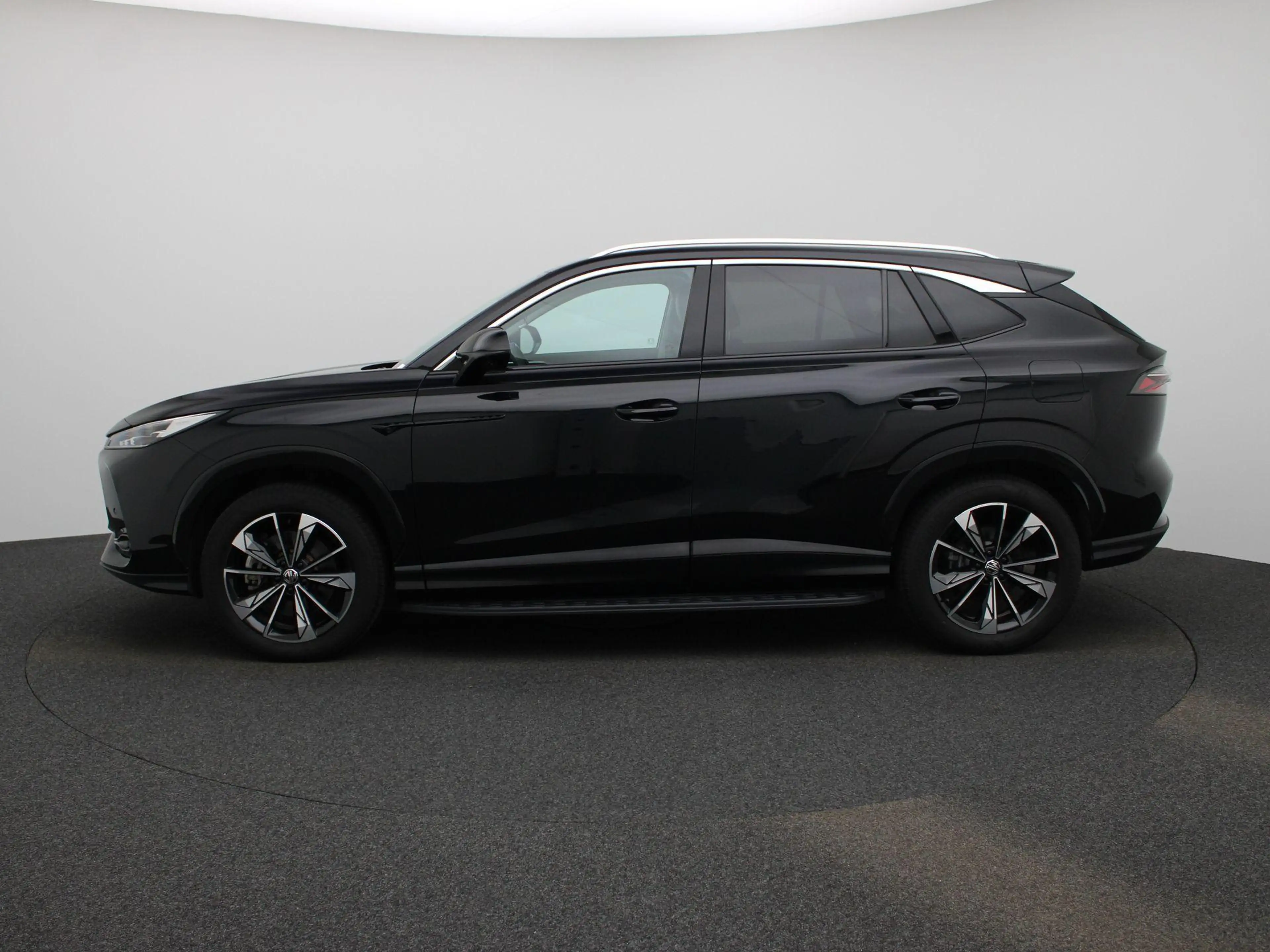MG HS MG PHEV 1.5 Luxury — photo 4