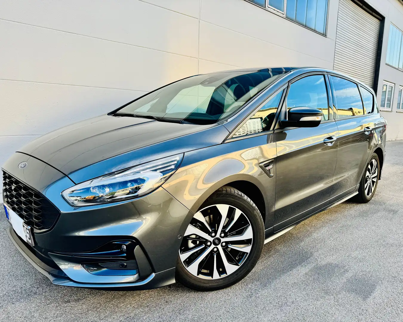 Ford S-Max S-Max 2.5, ST-LINE, Hybrid, Vollausst., 7-Sitzer Szürke - 2