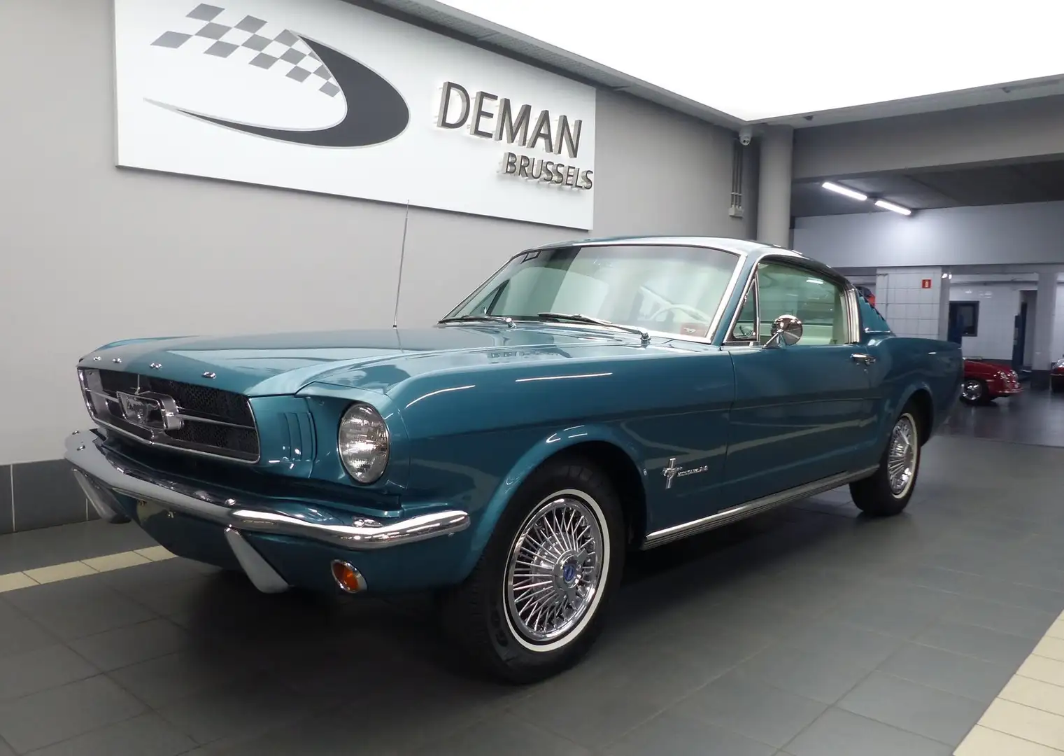 Ford Mustang Fastback * manual gearbox * 200 c.i. * matching Blauw - 1