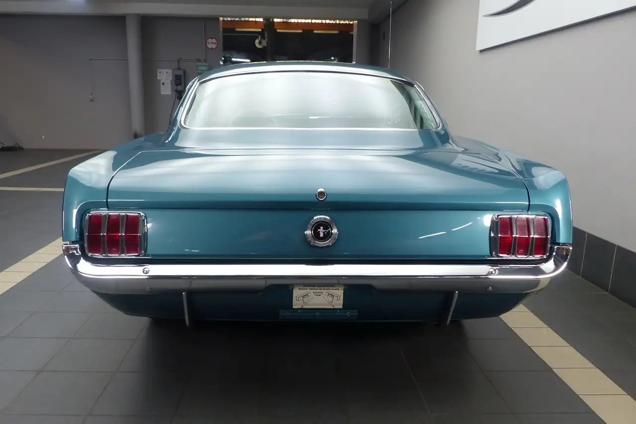 Ford Mustang Fastback * manual gearbox * 200 c.i. * matching, foto 7