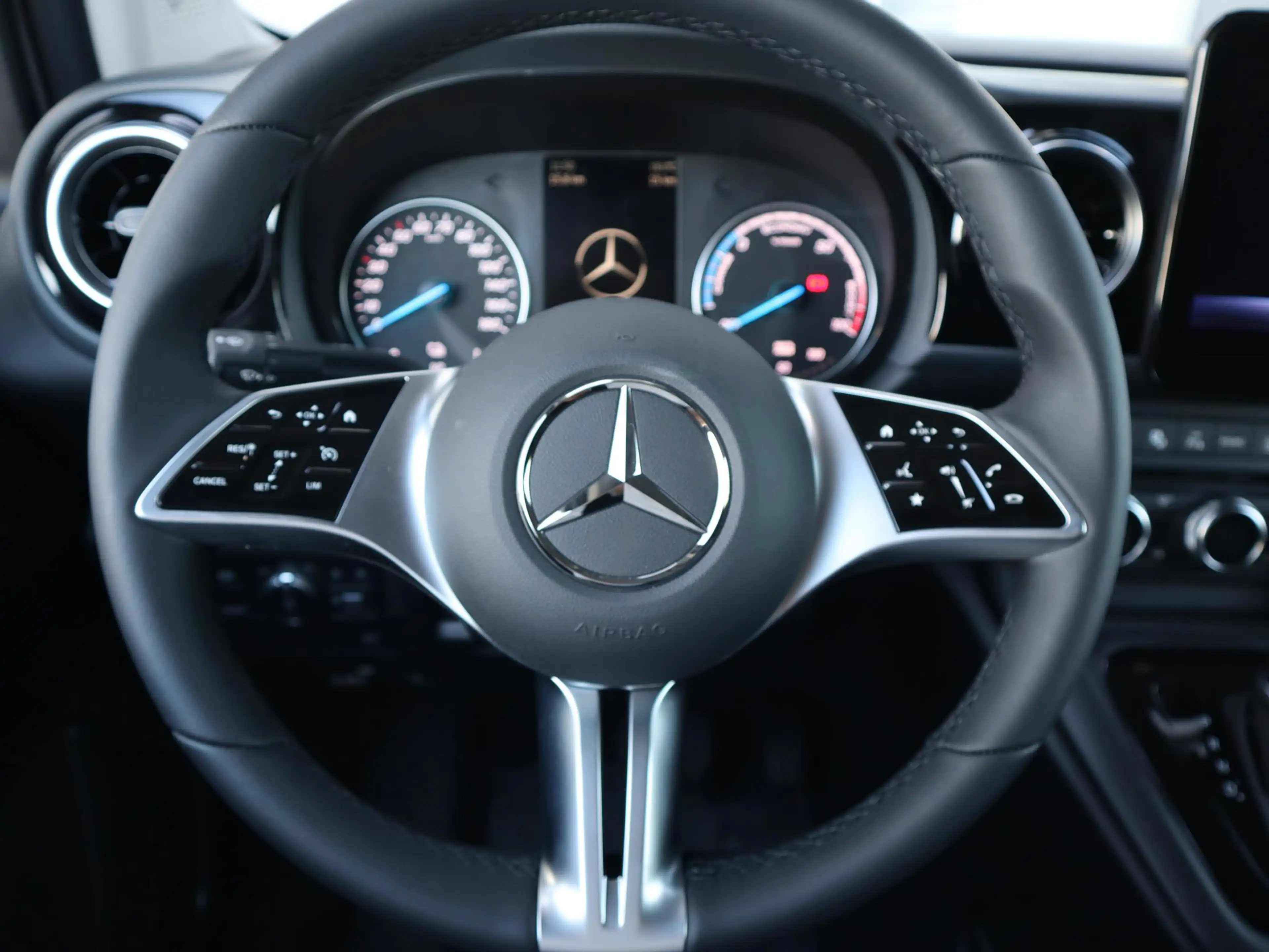 Mercedes-Benz Citan eCitan 112 SELECT L1 51 kWh 280km WLTP — photo 7