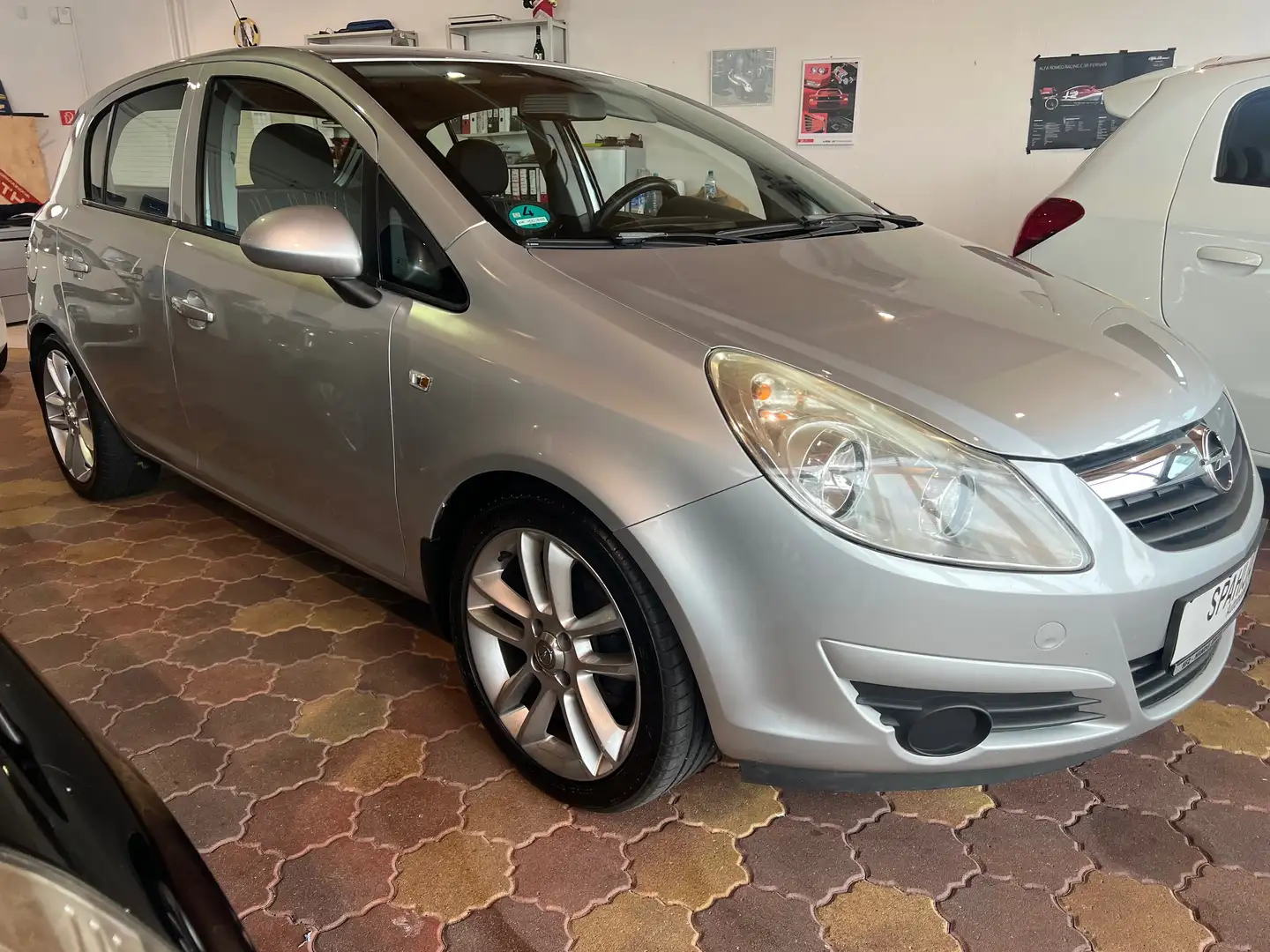 Opel Corsa Edition Grau - 2