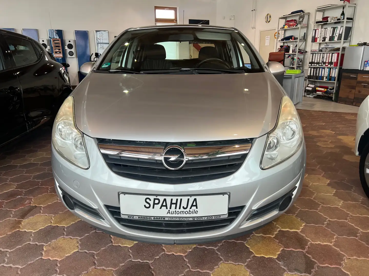 Opel Corsa Edition Grau - 1