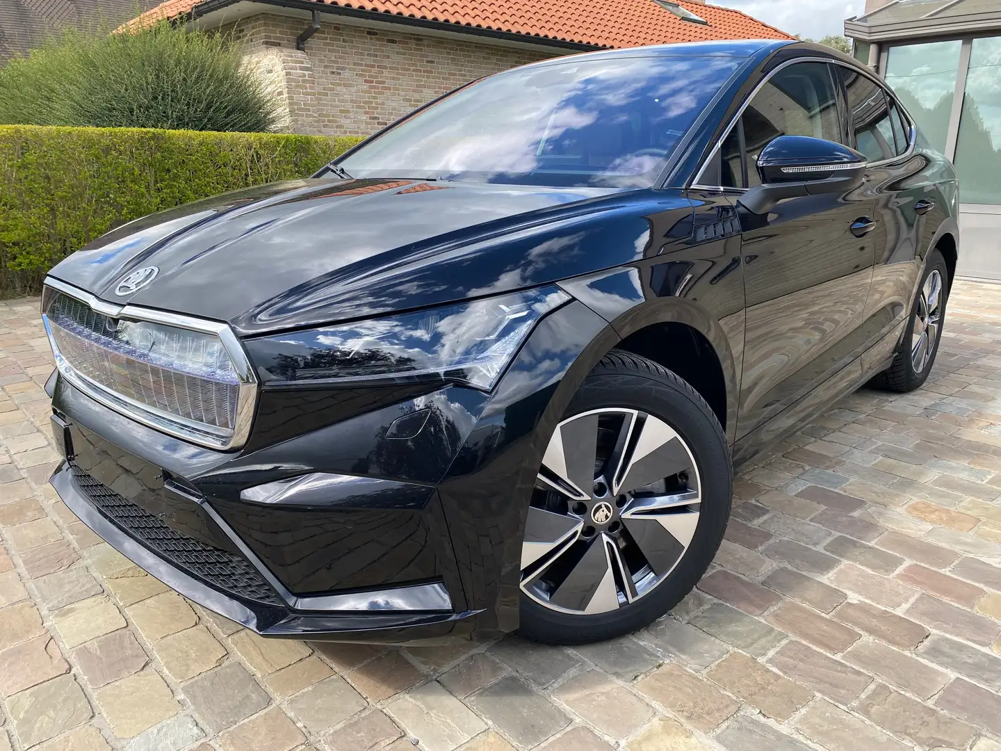 Skoda Enyaq 85 Sportline Noir - 1
