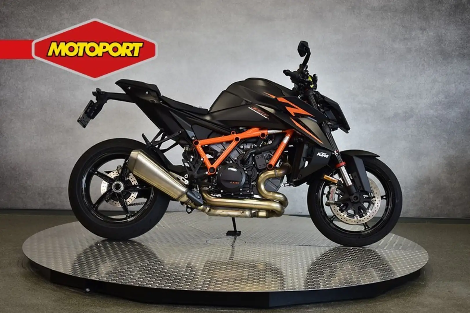 KTM 1390 Super Duke R Negru - 1