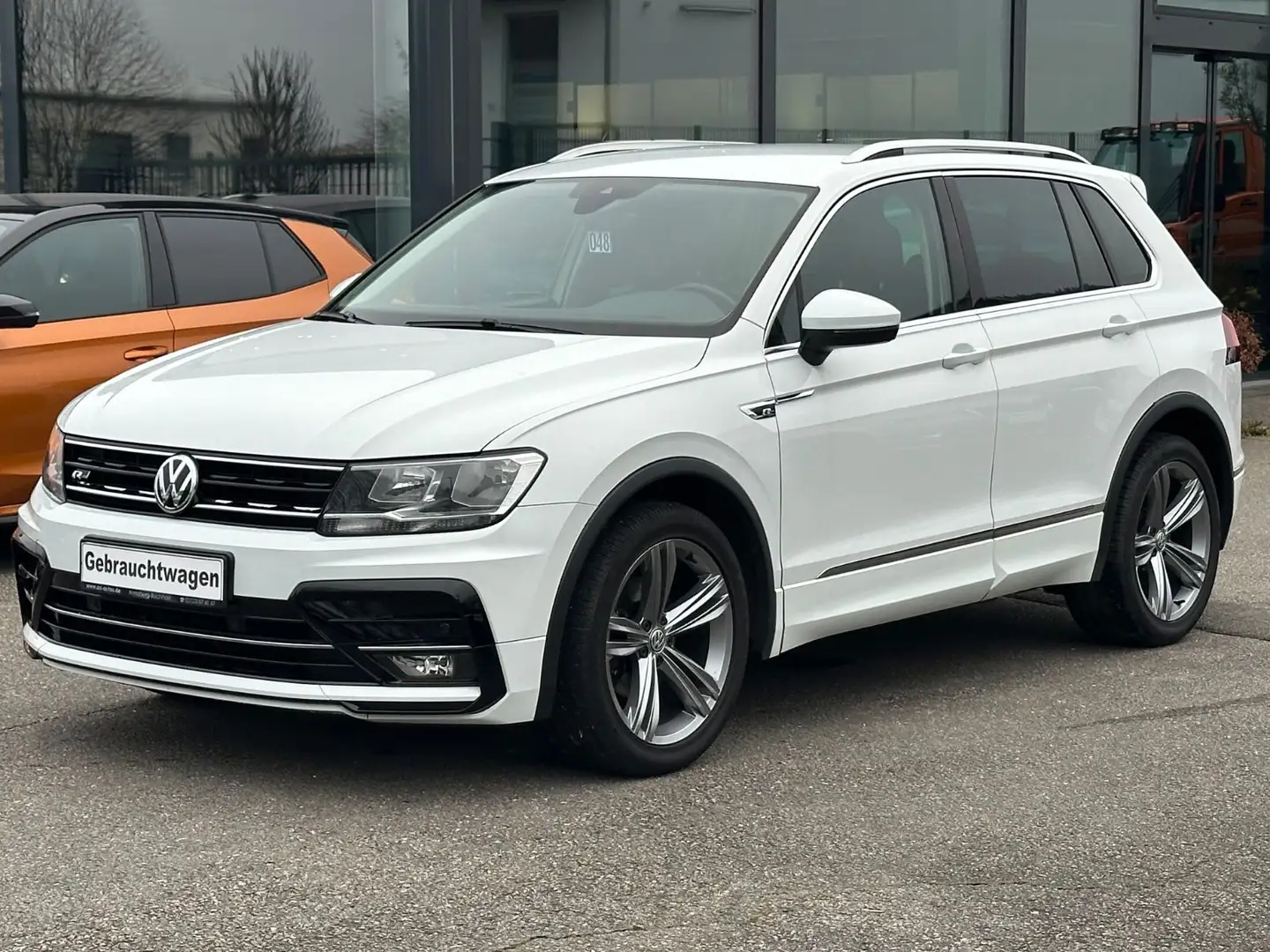 Volkswagen Tiguan R-Line Comfortline 1.4TSI 19" PDC Sitzhzg Weiß - 1