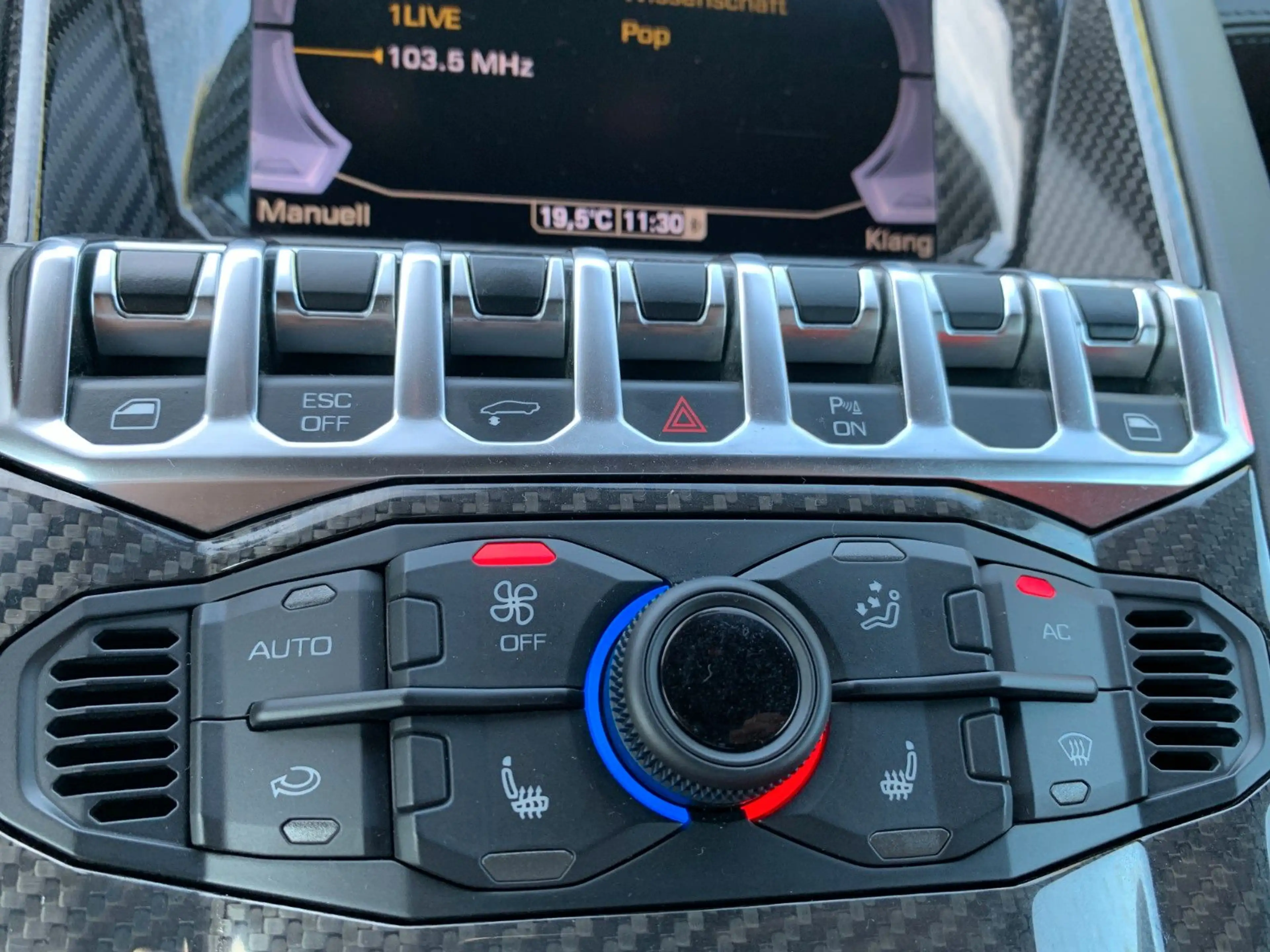 Lamborghini Aventador LP 700PS -4 *Lift*Kamera*Carbon* — photo 29