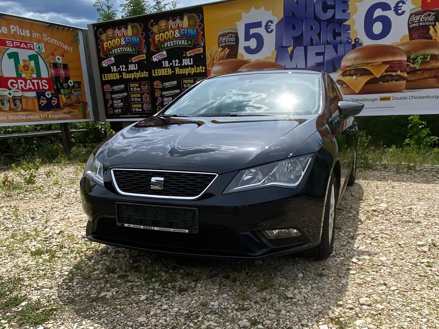 SEAT Leon Leon Reference 1,2 TSI Reference Schwarz - 1