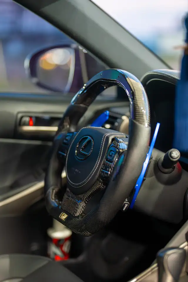 Lexus IS снимка Lexus IS