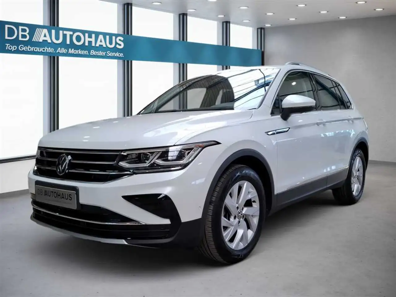 Volkswagen Tiguan Elegance 2.0 TDI DSG — миниатюра 1
