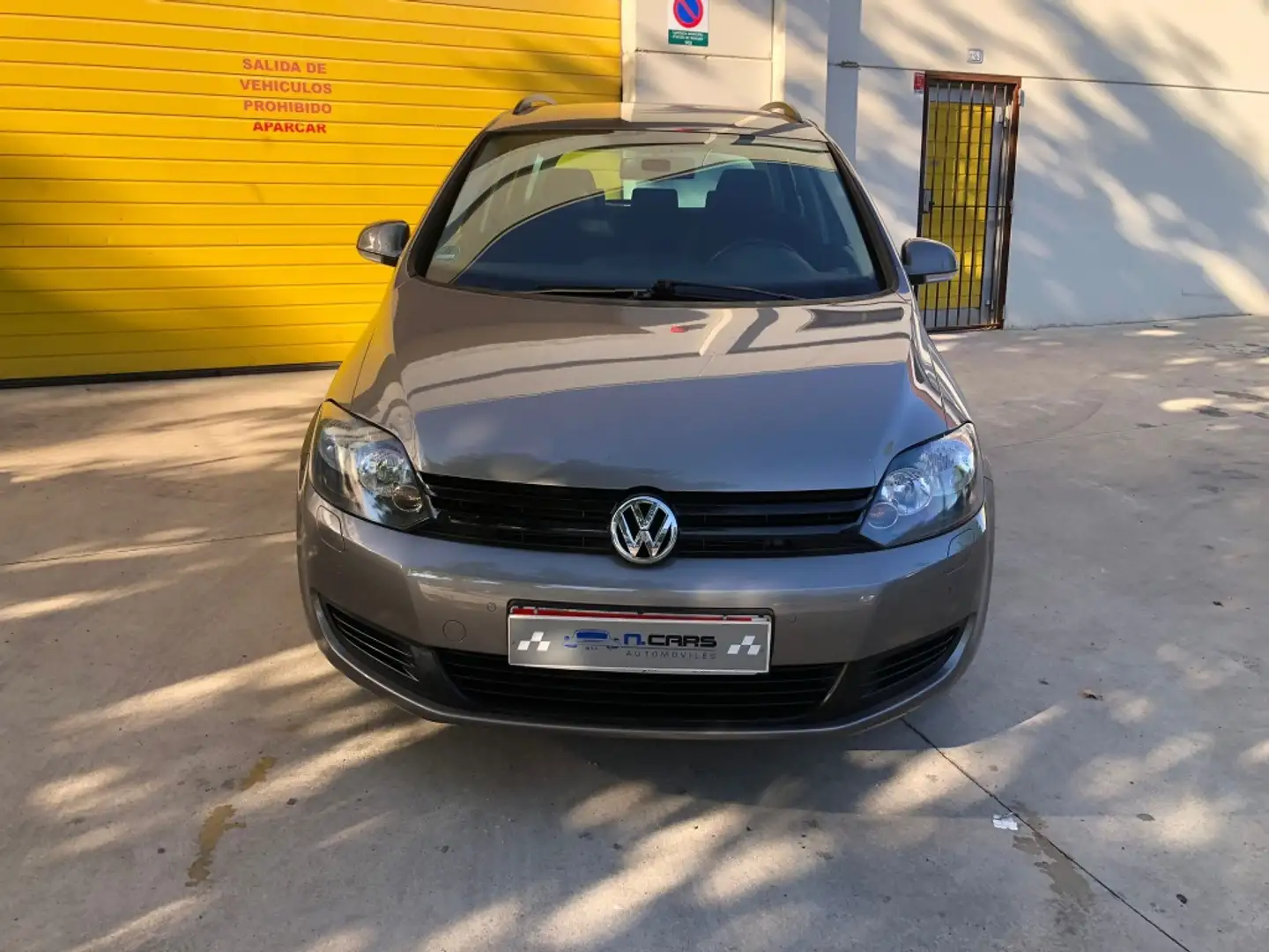 Volkswagen Golf Plus 1.6 Edition Marrón - 1