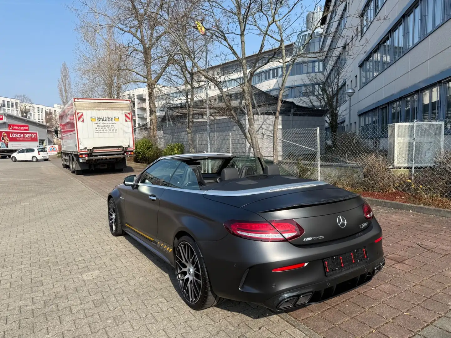 Mercedes-Benz C 63 AMG C 63 S Cabriolet Final Edition, Zyl 8, HU Neu Grau - 1