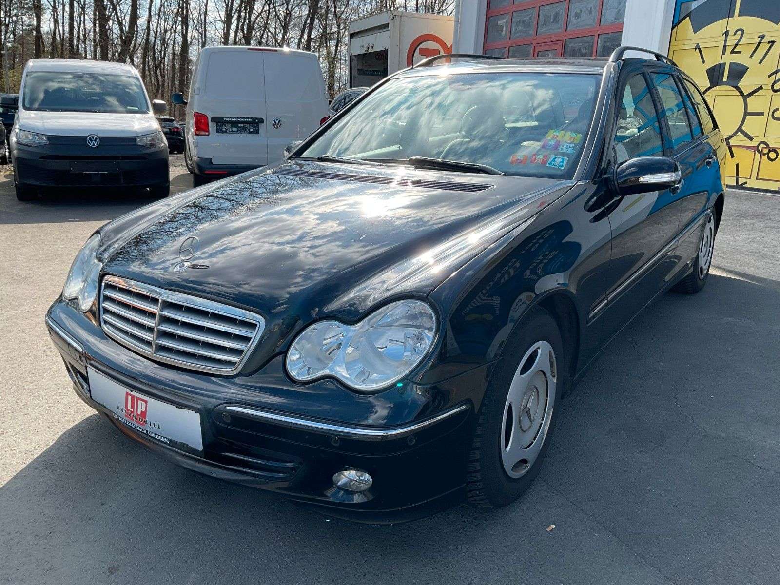 Second hand Mercedes Benz C-Class 