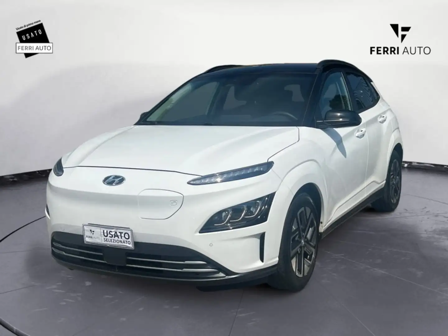 Hyundai KONA EV 64 kWh XClass Bianco - 2