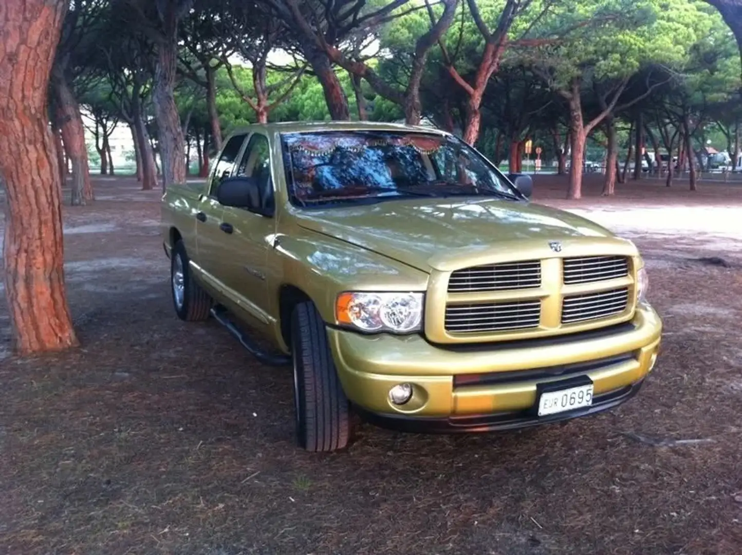 Dodge RAM - 1
