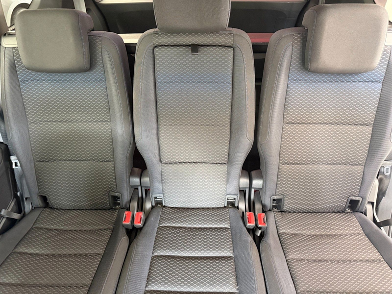 Volkswagen Touran 1.5 TSI United R-Line / 7 Sitze — photo 7